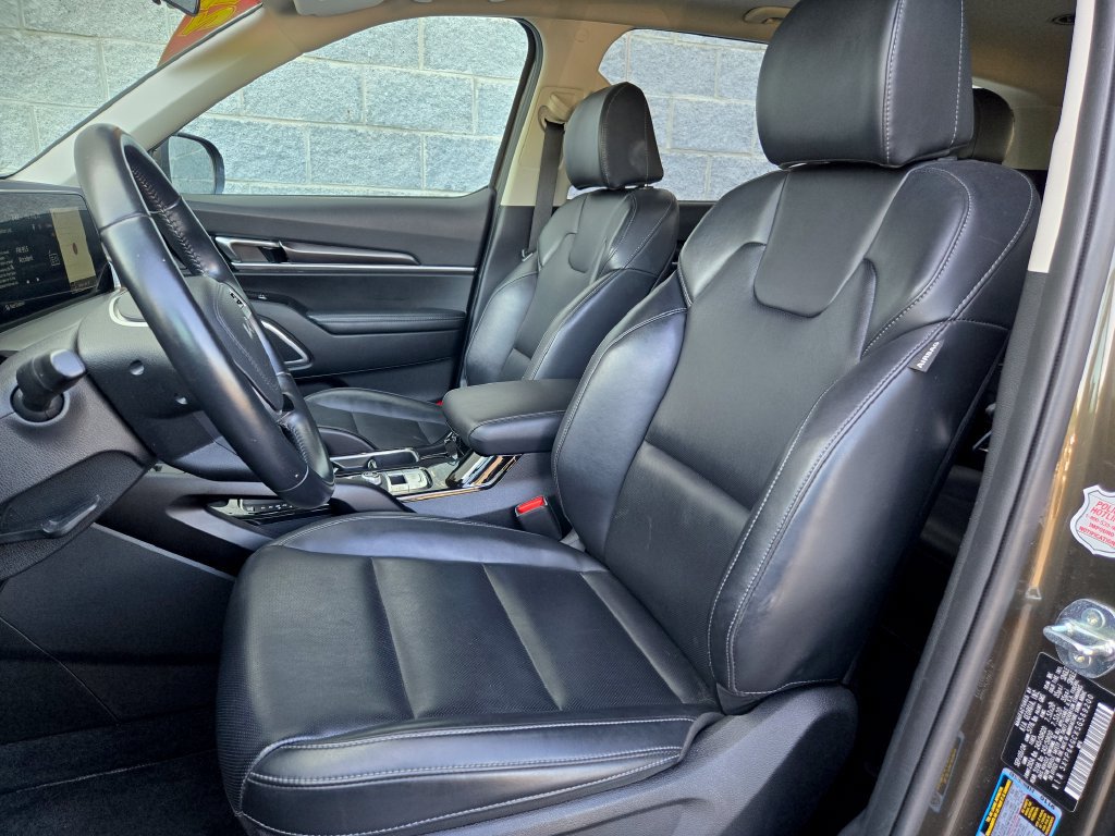 2025 Kia Telluride S - Photo 14
