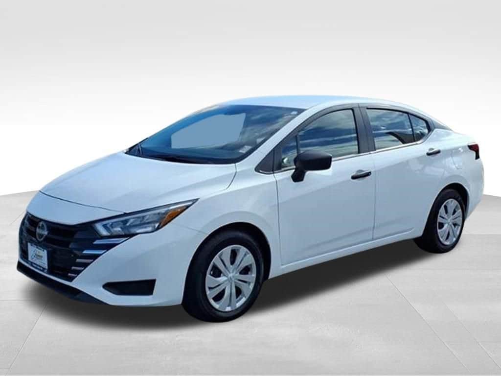 Used 2025 Nissan Versa 1.6 S Sedan