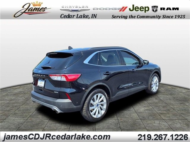 2021 Ford Escape Titanium Hybrid photo 2