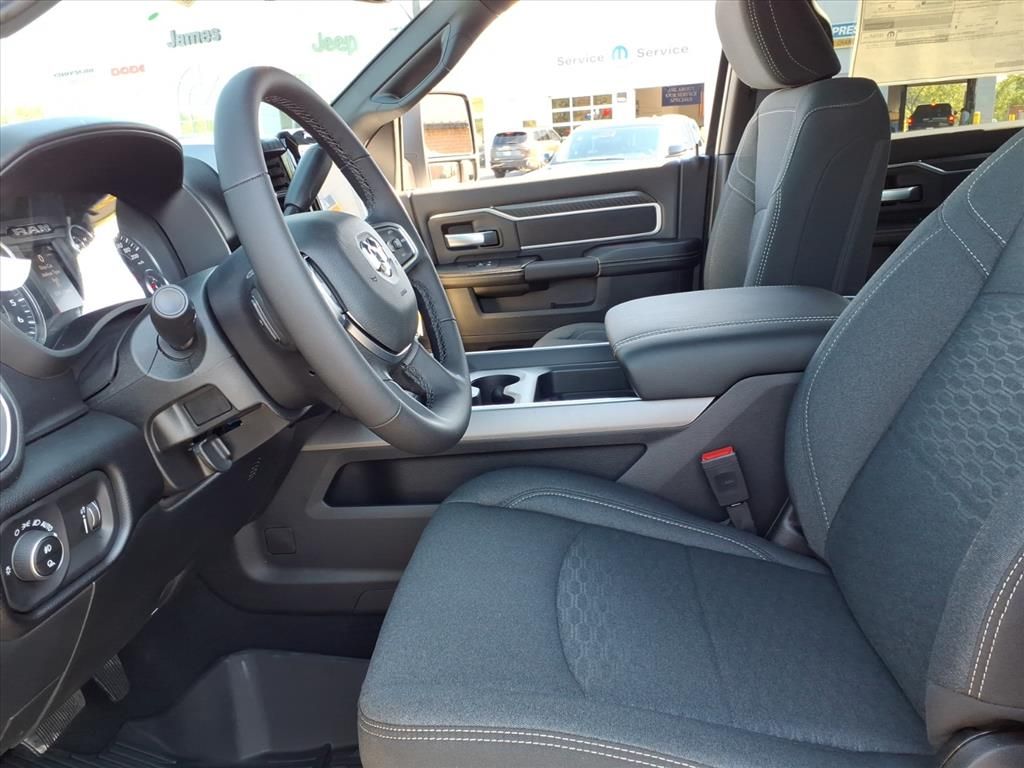 2026 RAM 2500 Big Horn - Photo 13
