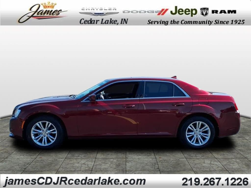 Used 2017 Chrysler 300 Limited Sedan