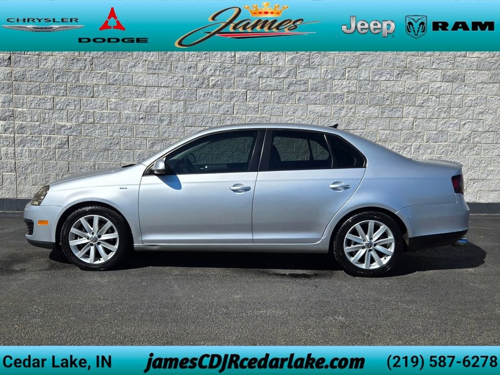 Used 2010 Volkswagen Jetta Wolfsburg Edition with VIN 3VWRJ7AJ0AM016425 for sale in Cedar Lake, IN