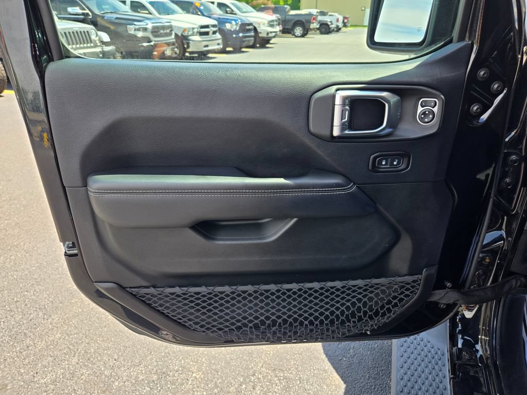 2018 Jeep All-New Wrangler Unlimited Sahara - Photo 12
