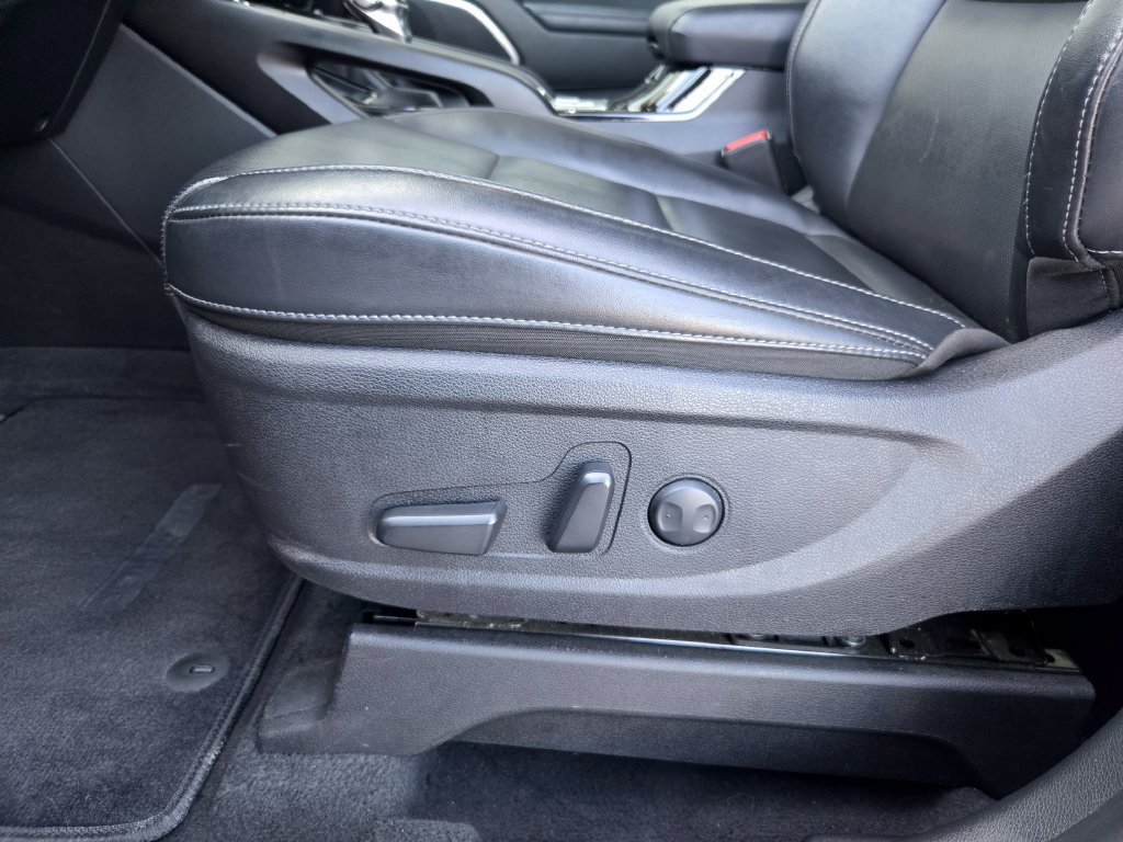 2025 Kia Telluride S - Photo 15
