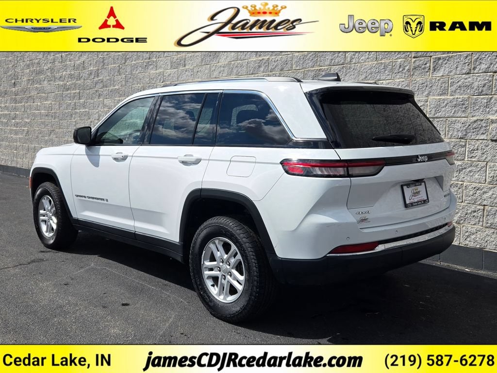 Used 2023 Jeep Grand Cherokee Laredo SUV