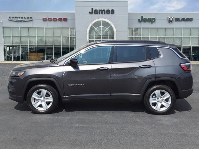 Used 2022 Jeep Compass Latitude with VIN 3C4NJDBB5NT130214 for sale in Cedar Lake, IN