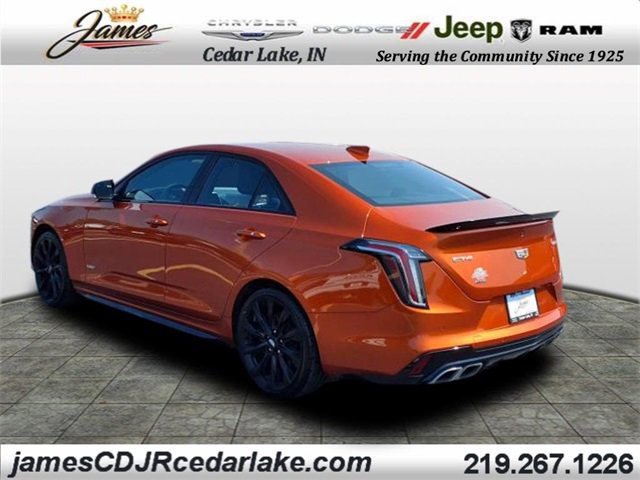 2022 Cadillac CT4 photo 2