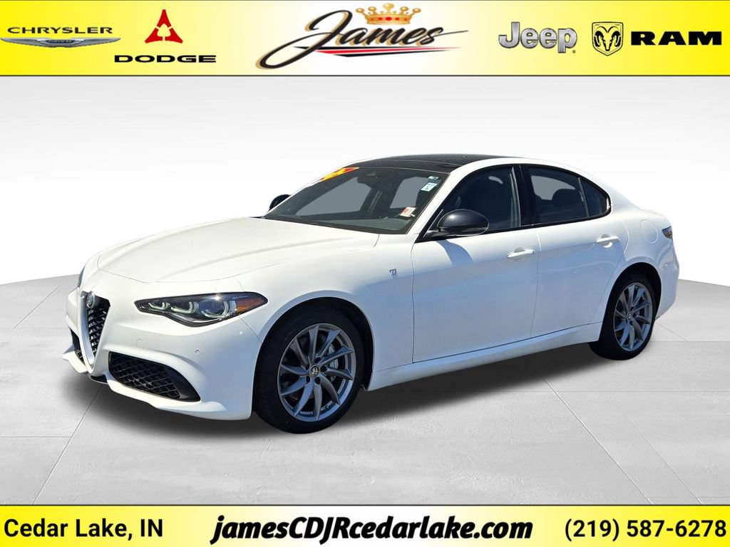2024 Alfa Romeo Giulia Ti AWD's photo