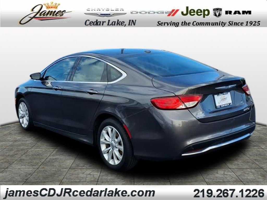 2015 Chrysler 200 C photo 2
