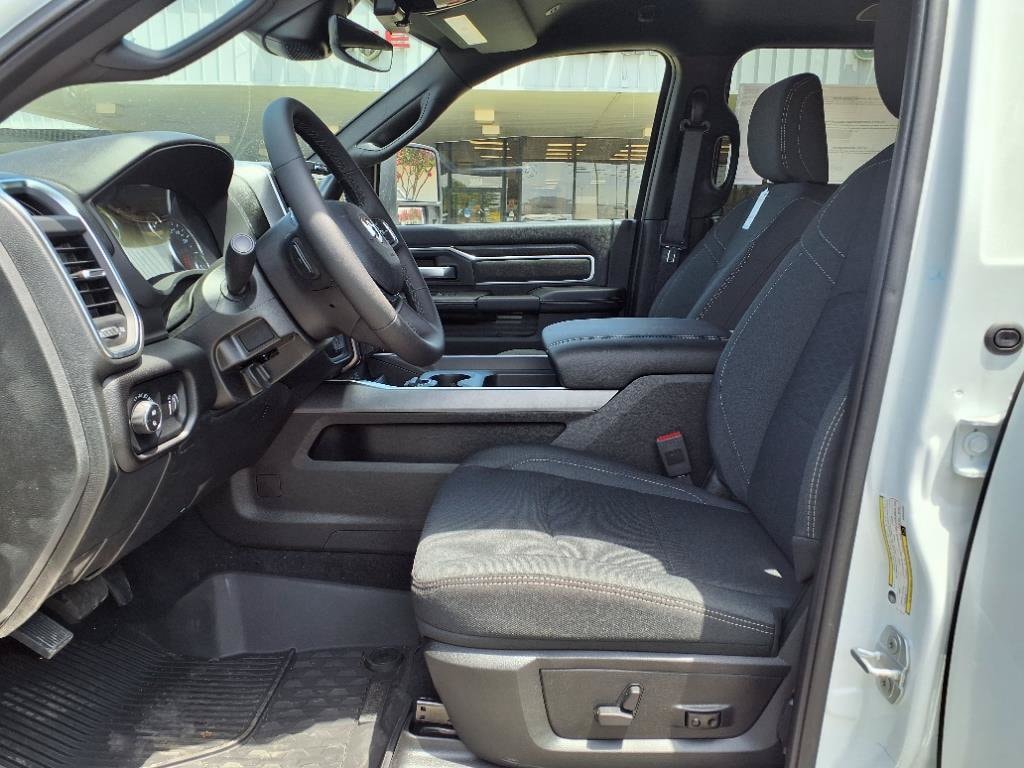 2025 RAM 2500 Big Horn - Photo 17