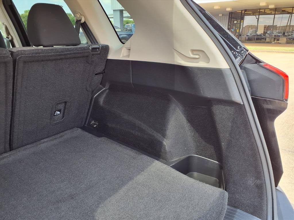 2023 Nissan Rogue SV - Photo 18