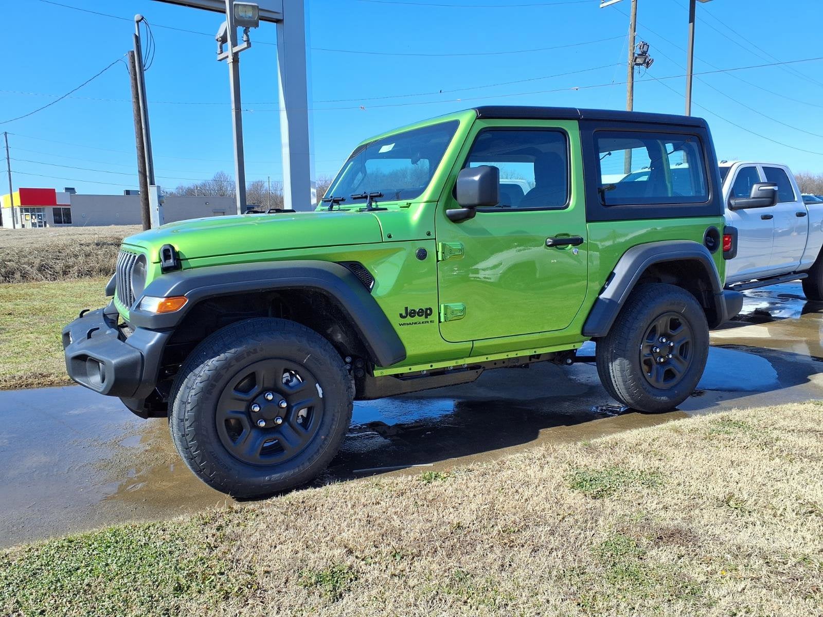 2026 Jeep Wrangler Sport's photo