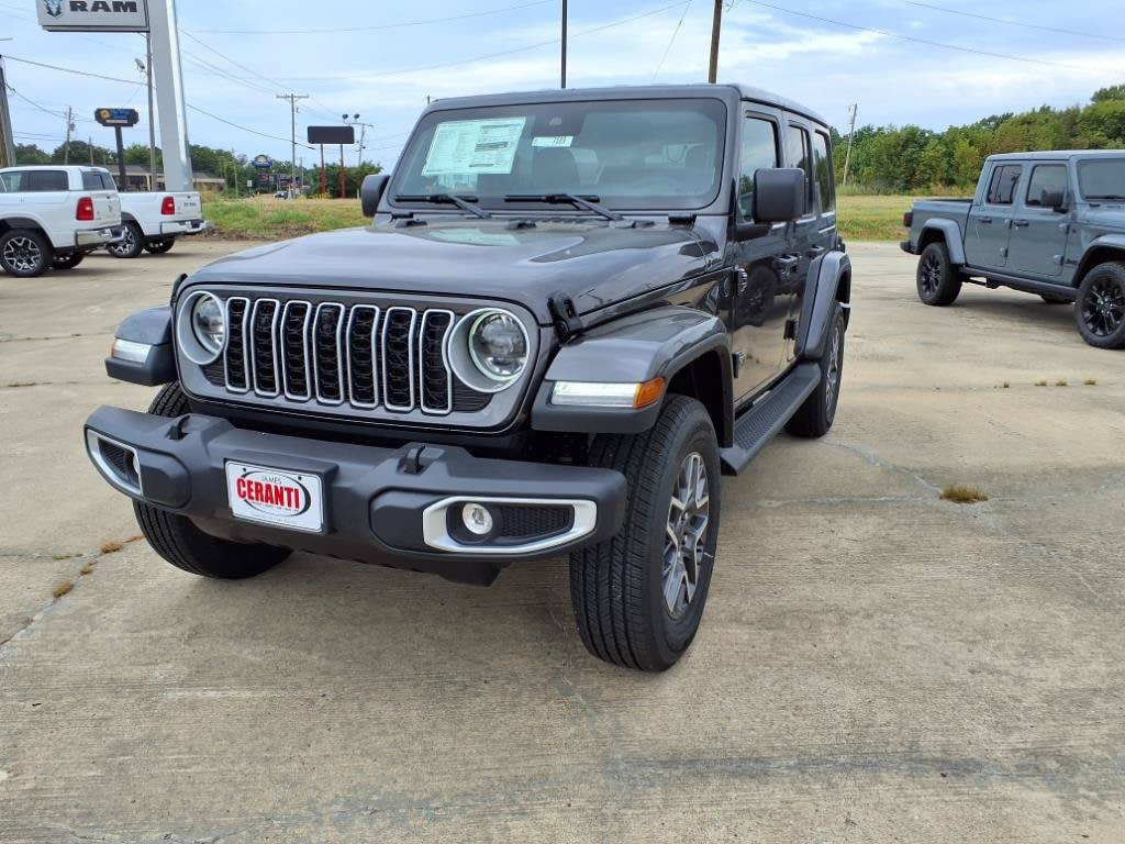 2025 Jeep Wrangler 4-Door Sahara - Photo 3