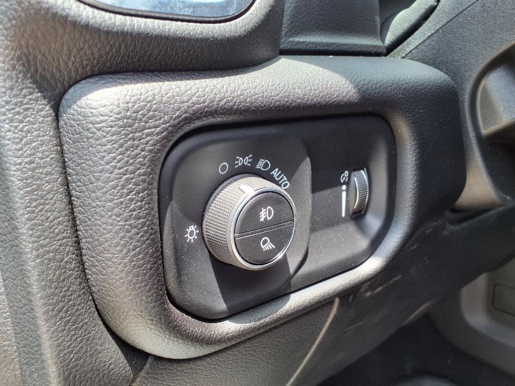 2025 RAM 2500 Big Horn - Photo 11