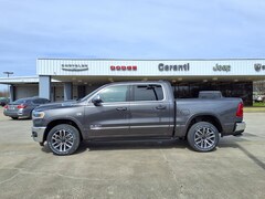 2026 Ram 1500 LIMITED CREW CAB 4X4 5'7 BOX Pickup