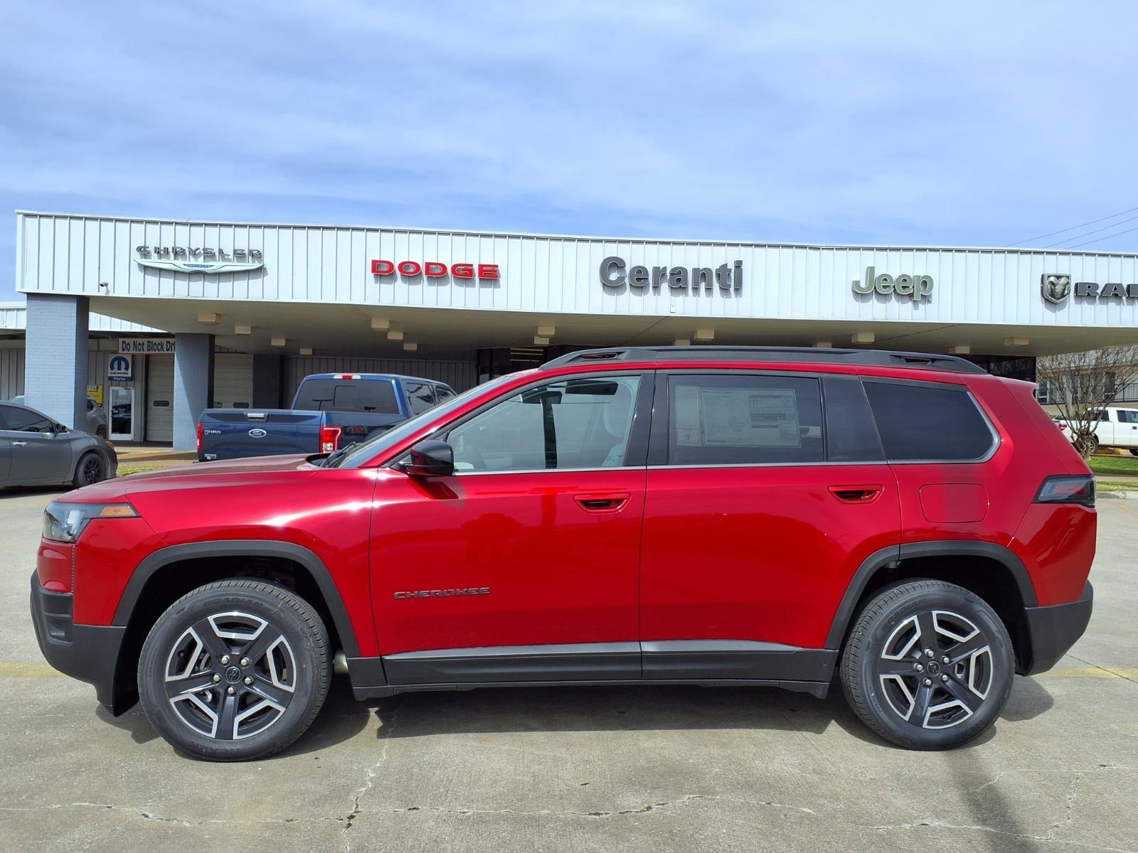 2026 Jeep Cherokee Laredo HEV 4X4's photo
