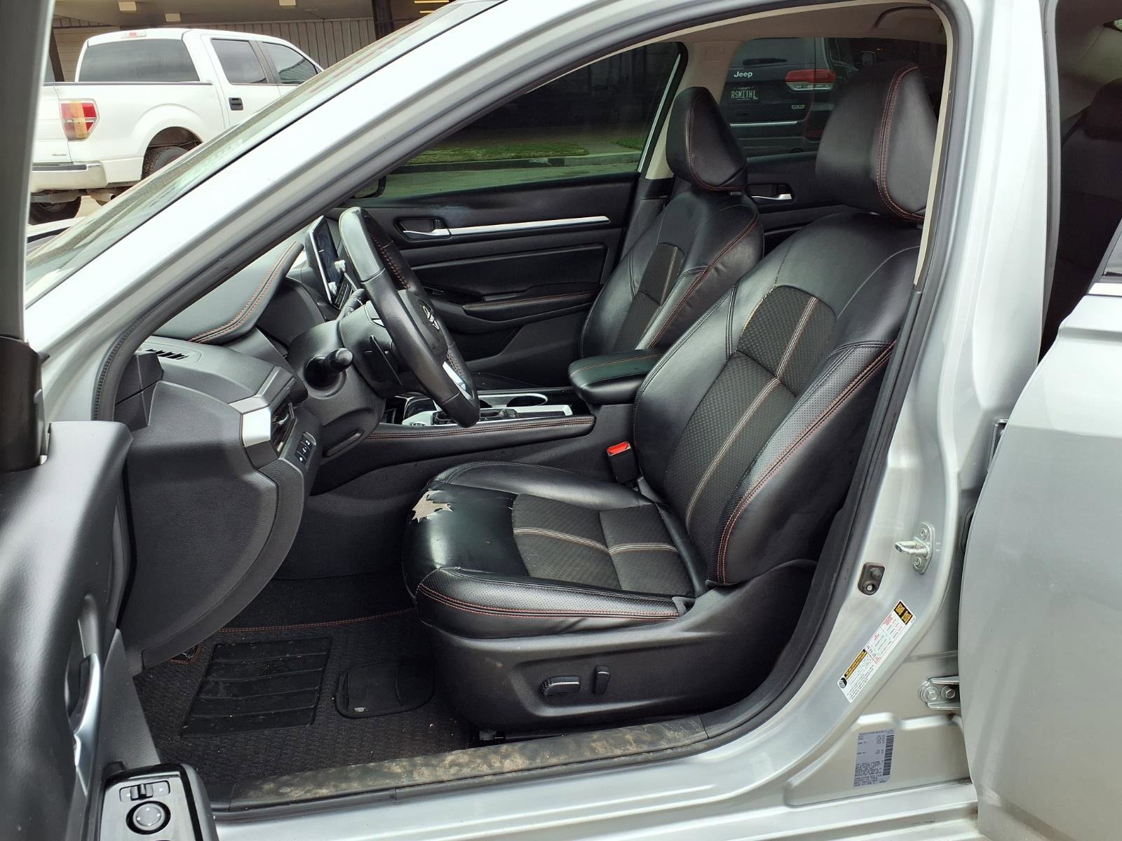 2024 Nissan Altima SR - Photo 14