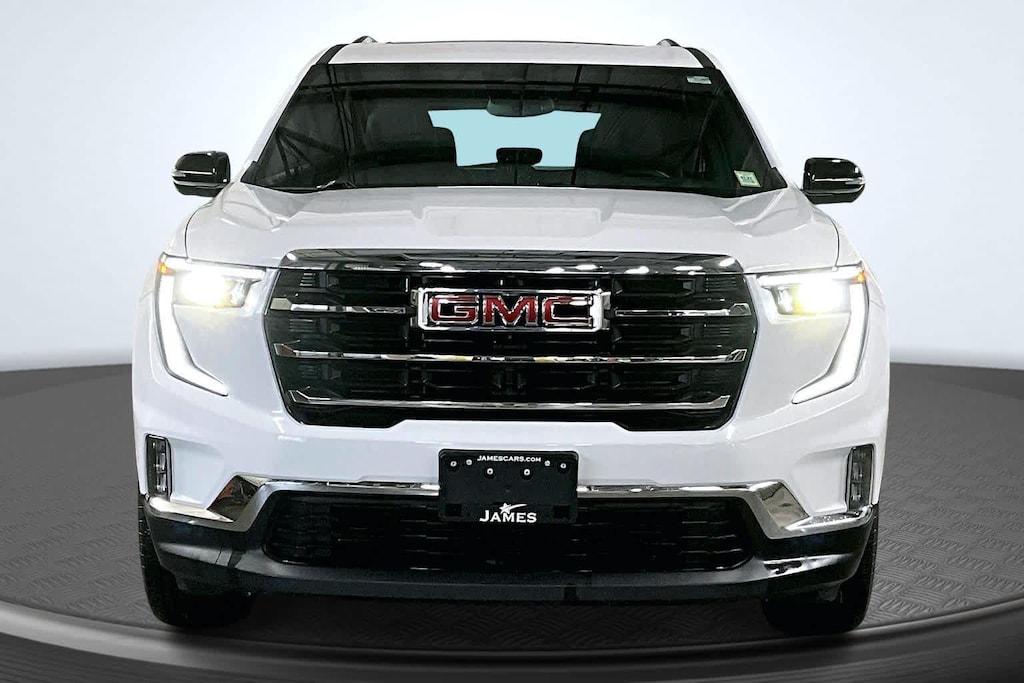 Used 2025 GMC Acadia Elevation SUV