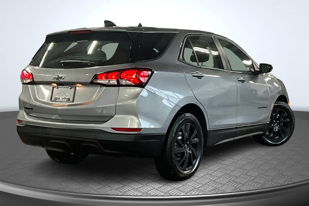 Used 2023 Chevrolet Equinox LS SUV