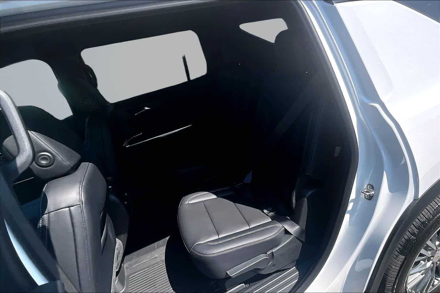 2026 Chevrolet Traverse LT - Photo 13