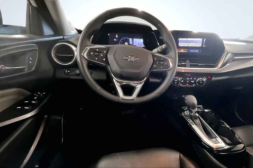 Used 2024 Chevrolet Trax Activ SUV