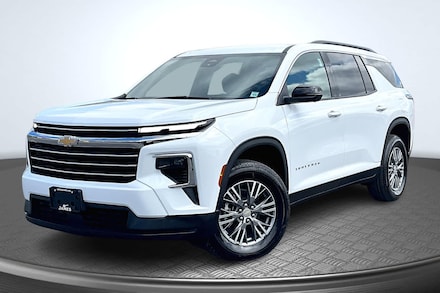 2025 Chevrolet Traverse LT SUV