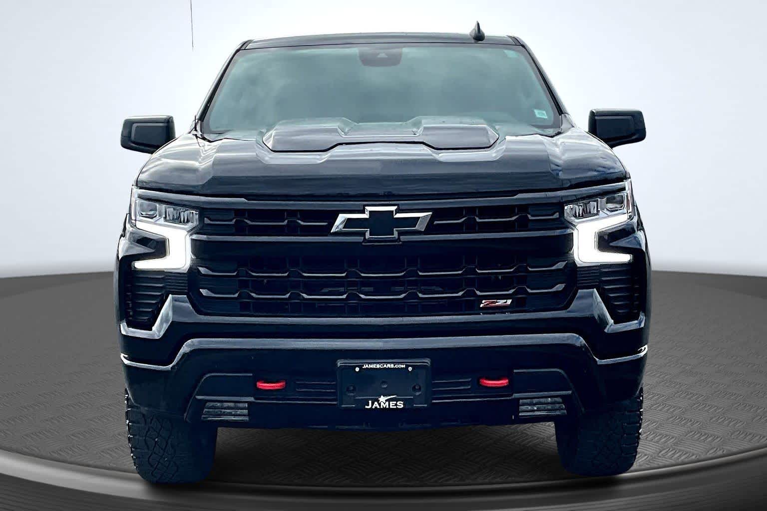 2023 Chevrolet Silverado 1500 LT Trail Boss photo 3
