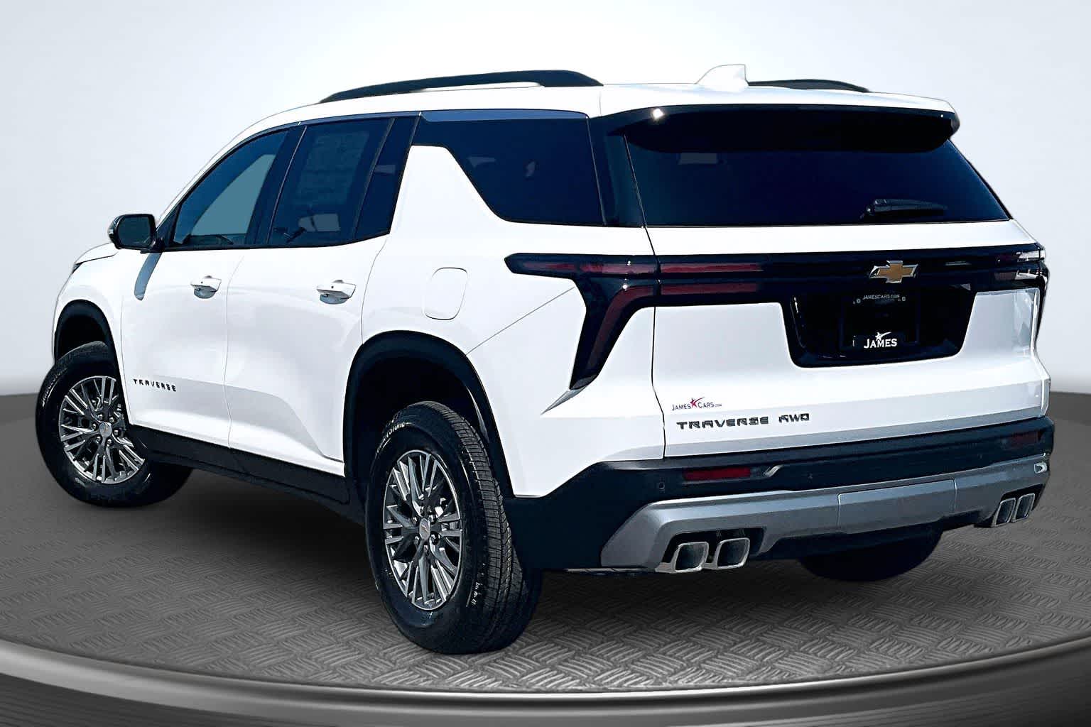 2026 Chevrolet Traverse LT - Photo 7