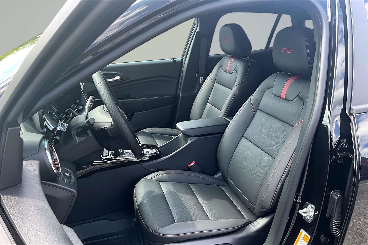 2026 Chevrolet Trax RS - Photo 9