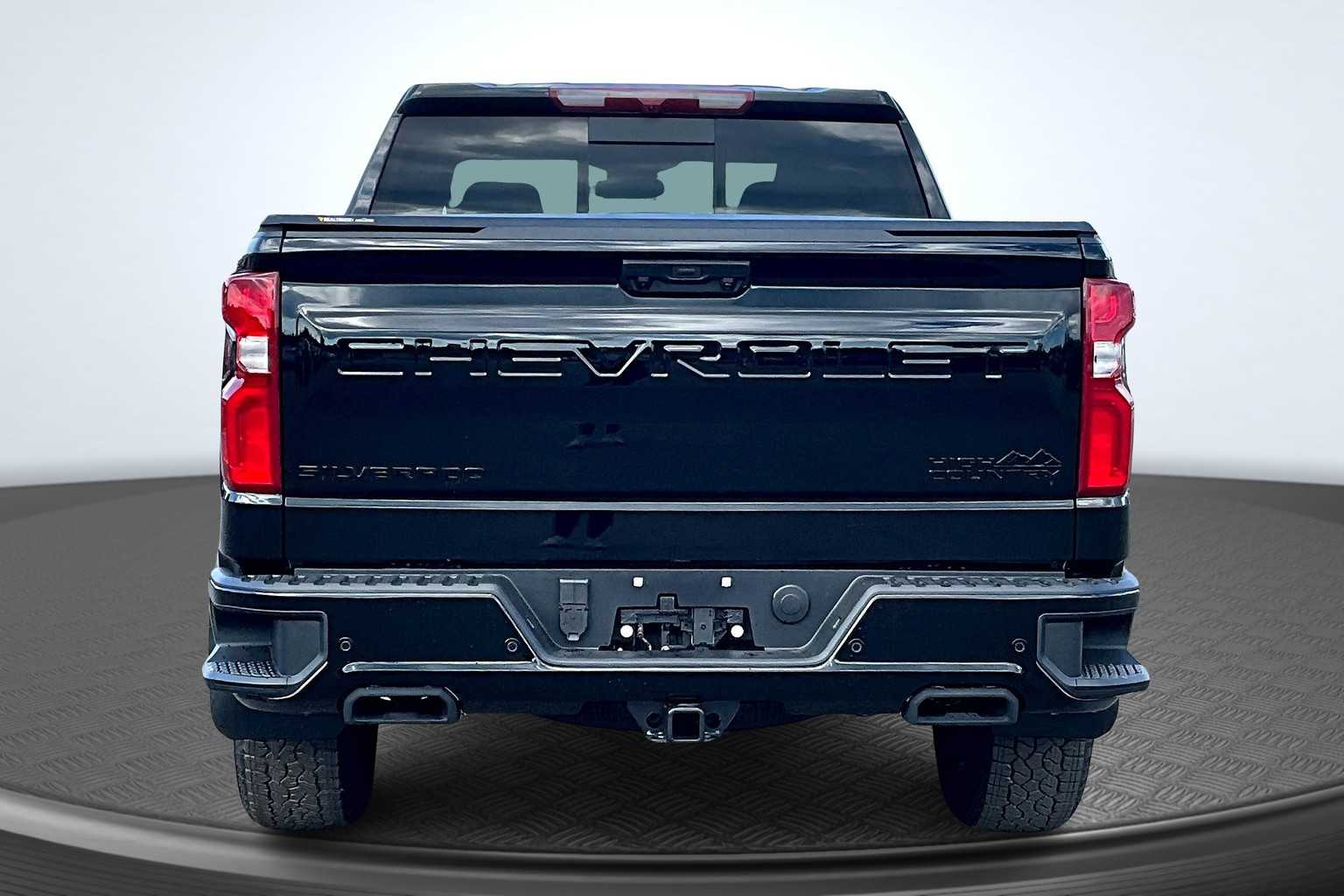 2026 Chevrolet Silverado 1500 High Country photo 4