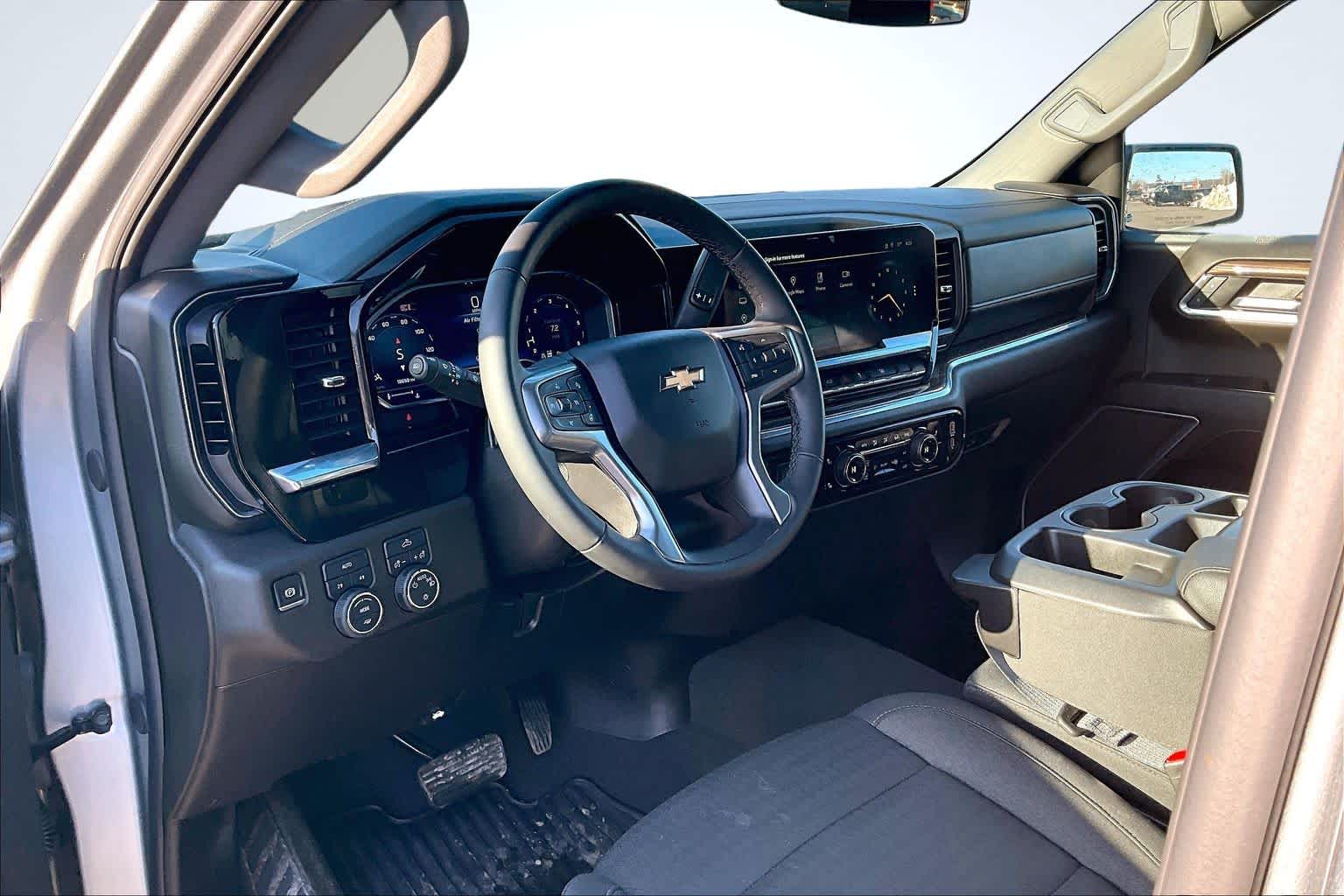 2025 Chevrolet Silverado 1500 LT - Photo 12