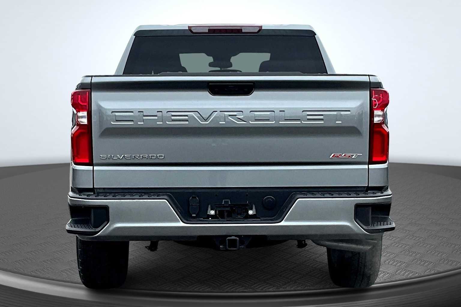 2026 Chevrolet Silverado 1500 RST photo 4