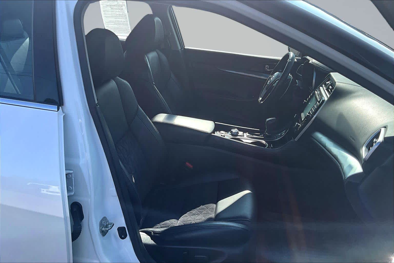 2017 Nissan Maxima SR - Photo 8