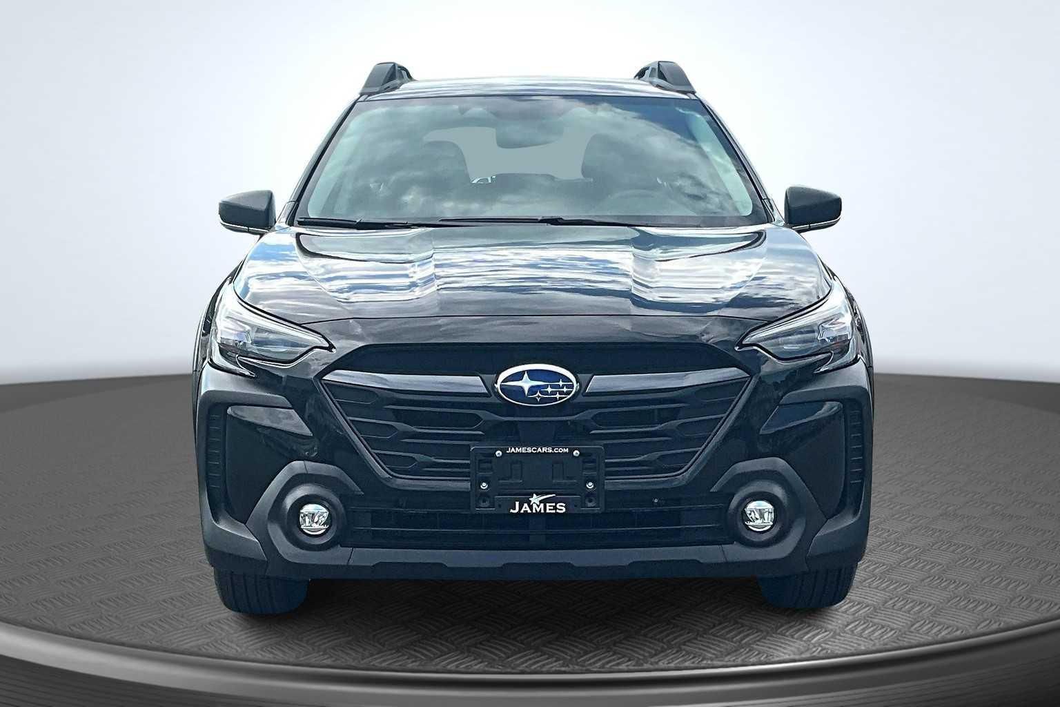 2025 Subaru Outback Base photo 3