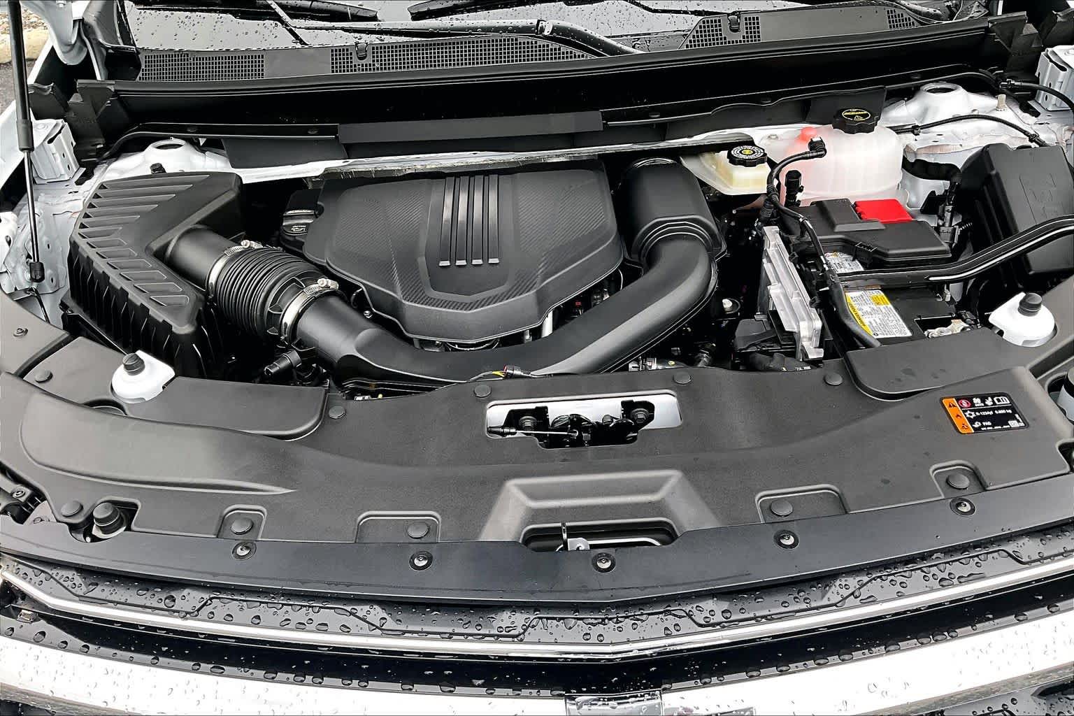 2027 Chevrolet Traverse LT - Photo 11