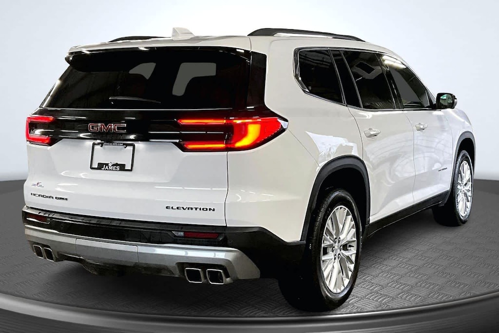 Used 2025 GMC Acadia Elevation SUV