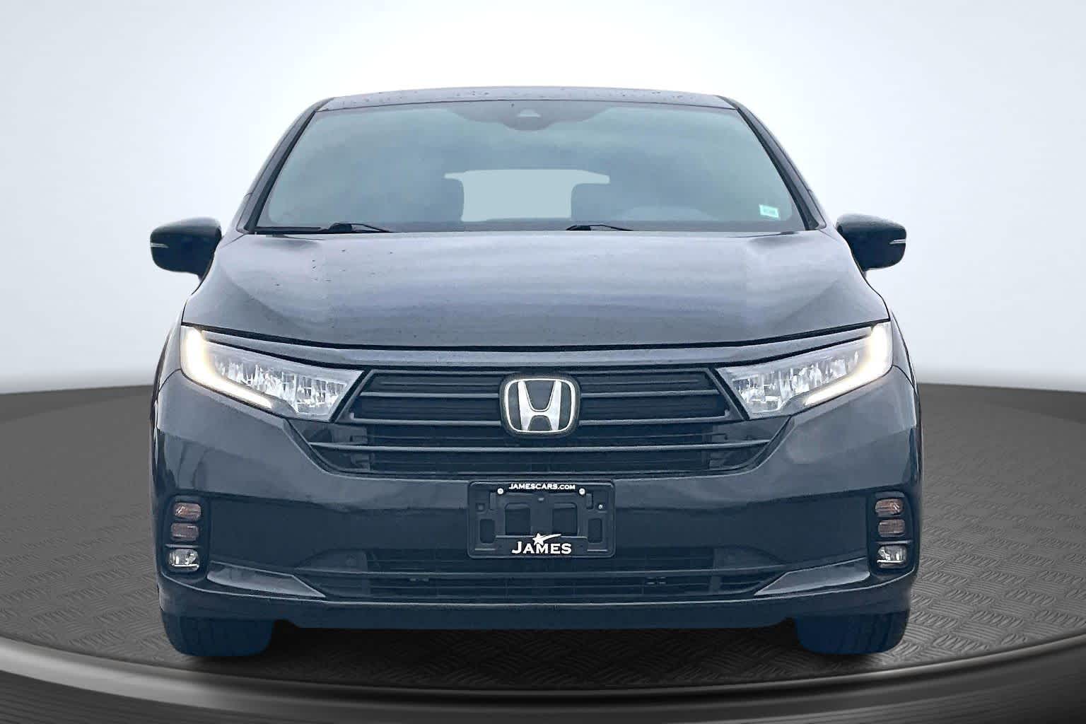 2023 Honda Odyssey Sport photo 3