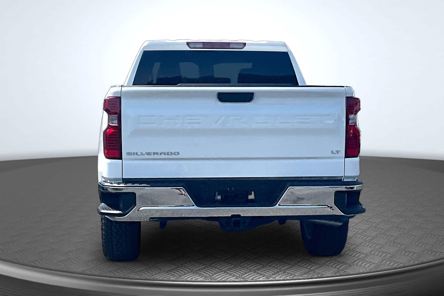 2026 Chevrolet Silverado 1500 LT - Photo 8