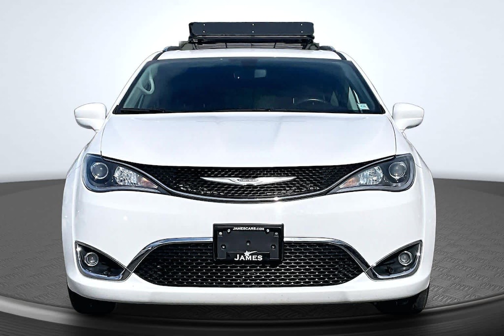 Used 2020 Chrysler Pacifica Touring L Van Passenger Van