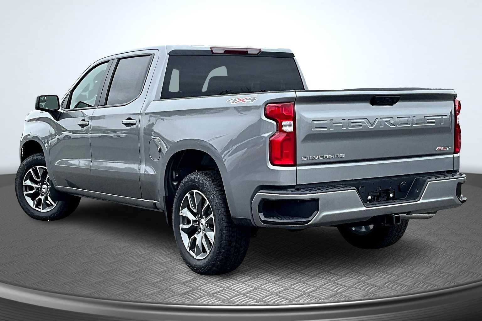 2026 Chevrolet Silverado 1500 RST photo 3