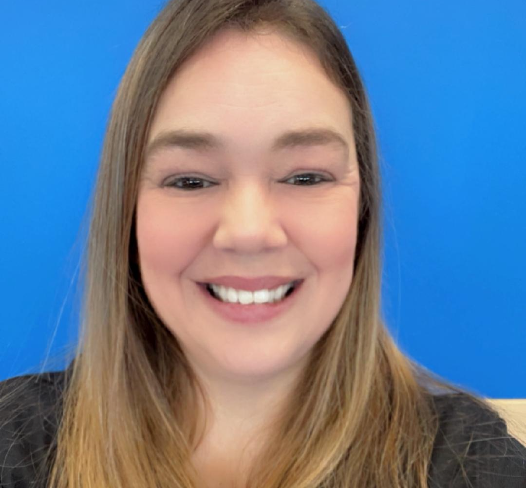 Staff member Vicky Gibson from f5abdb360465