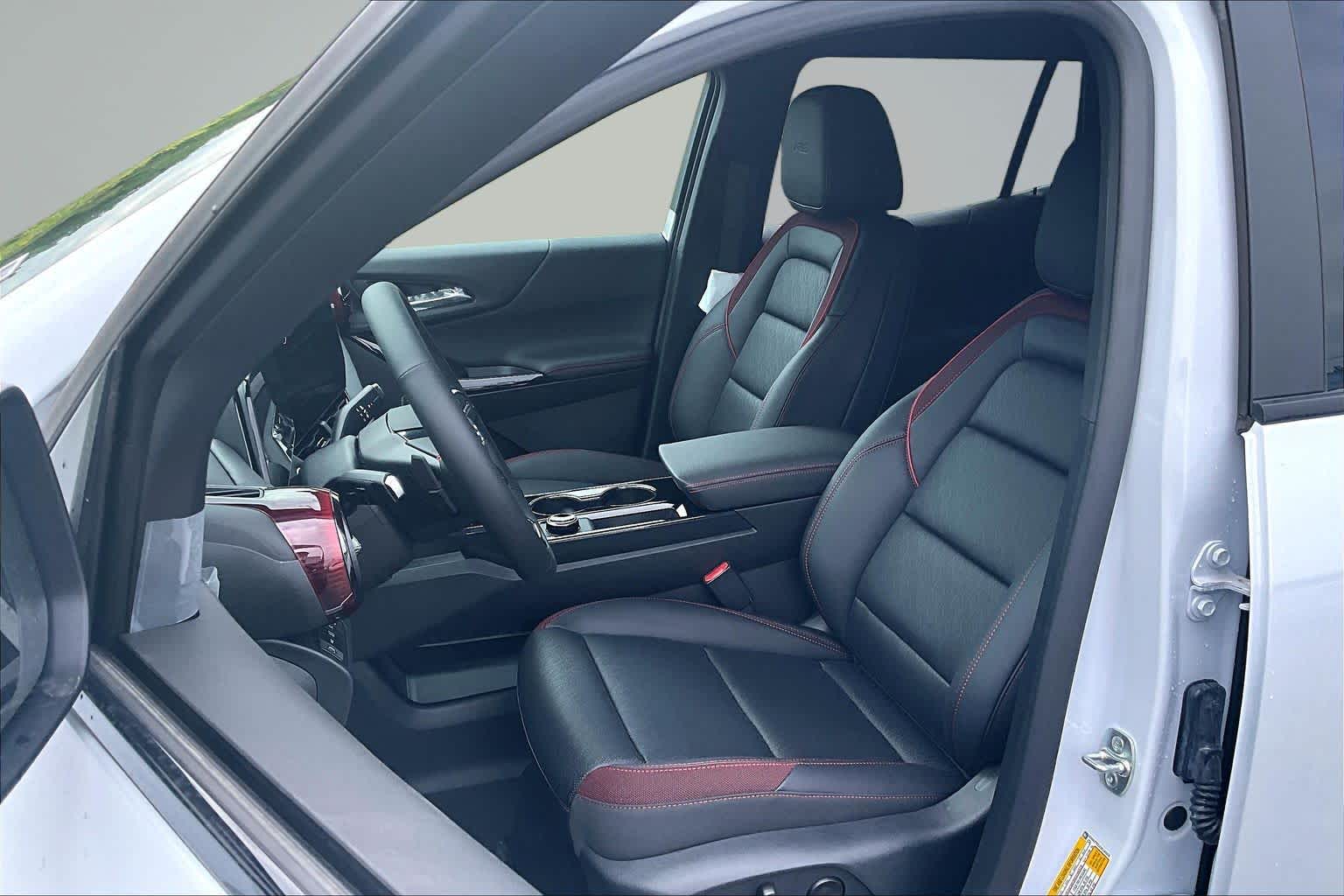 2027 Chevrolet Equinox RS - Photo 9