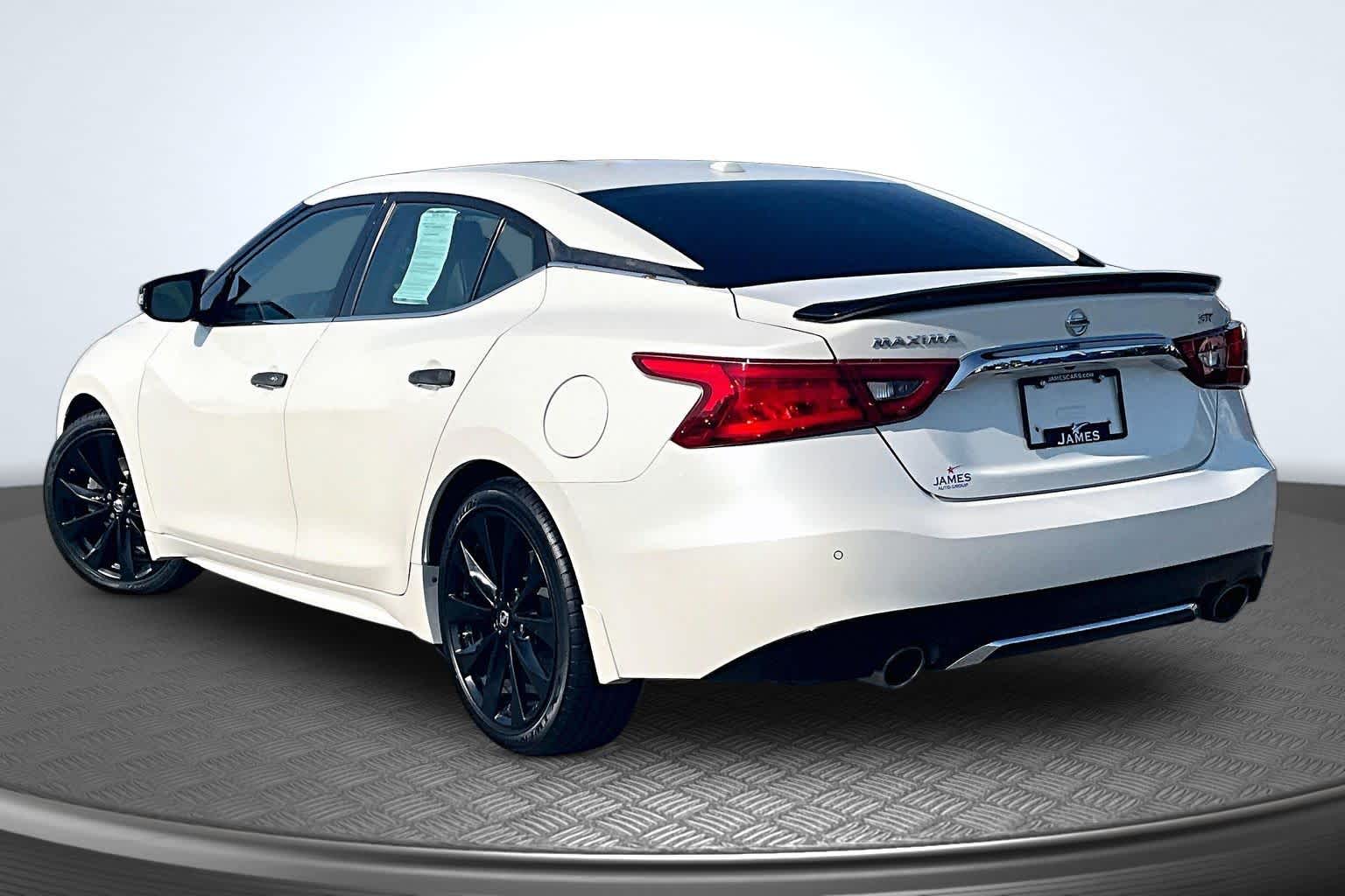 2017 Nissan Maxima SR - Photo 13