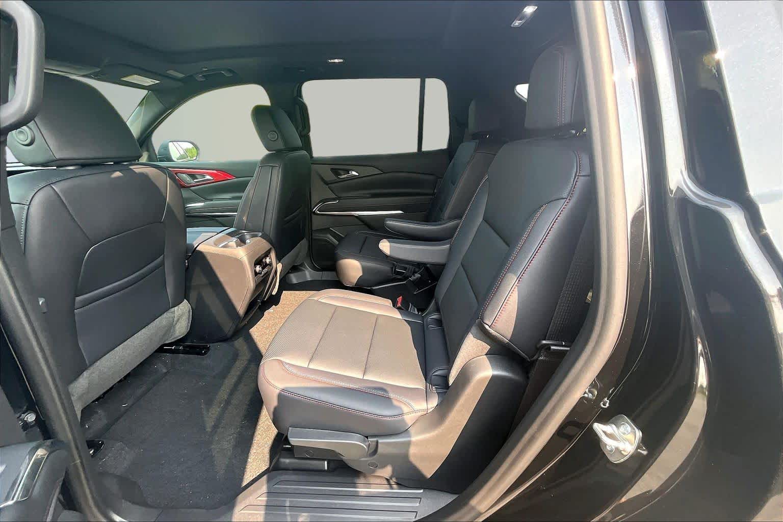 2026 Chevrolet Traverse Z71 - Photo 9