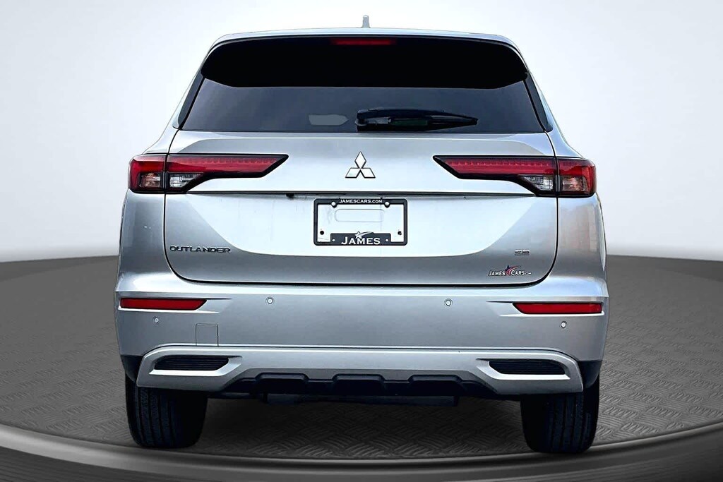 Used 2022 Mitsubishi Outlander SE CUV