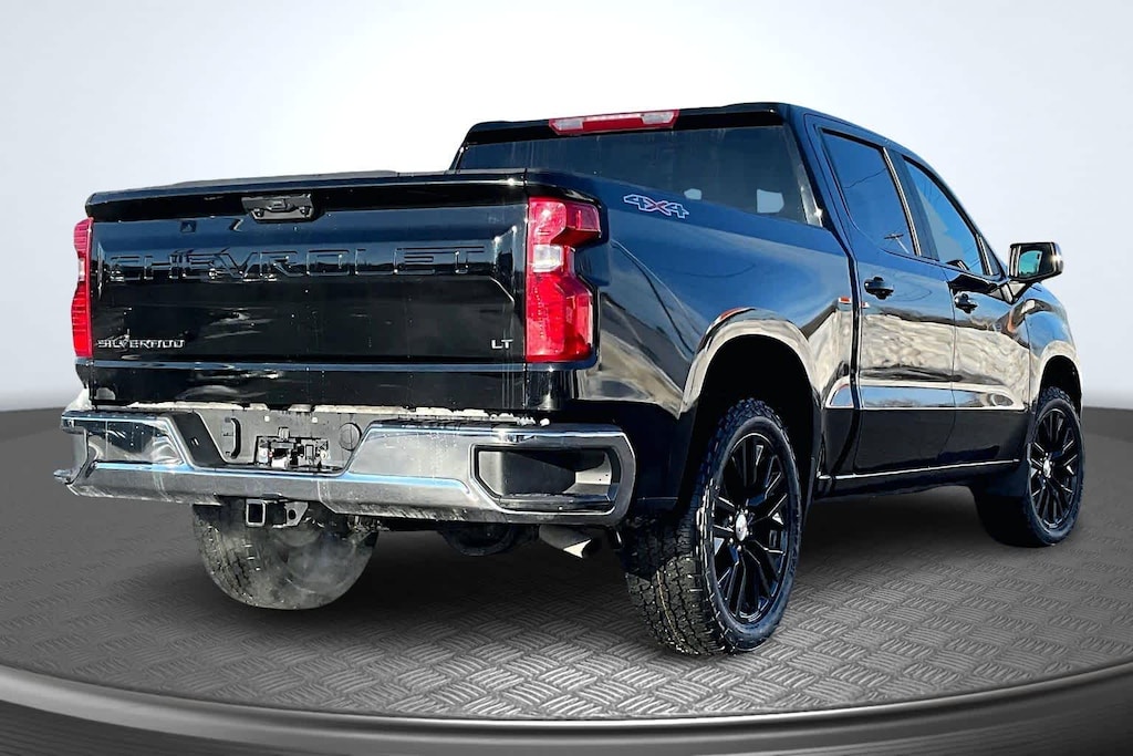 Used 2025 Chevrolet Silverado 1500 LT Truck Crew Cab