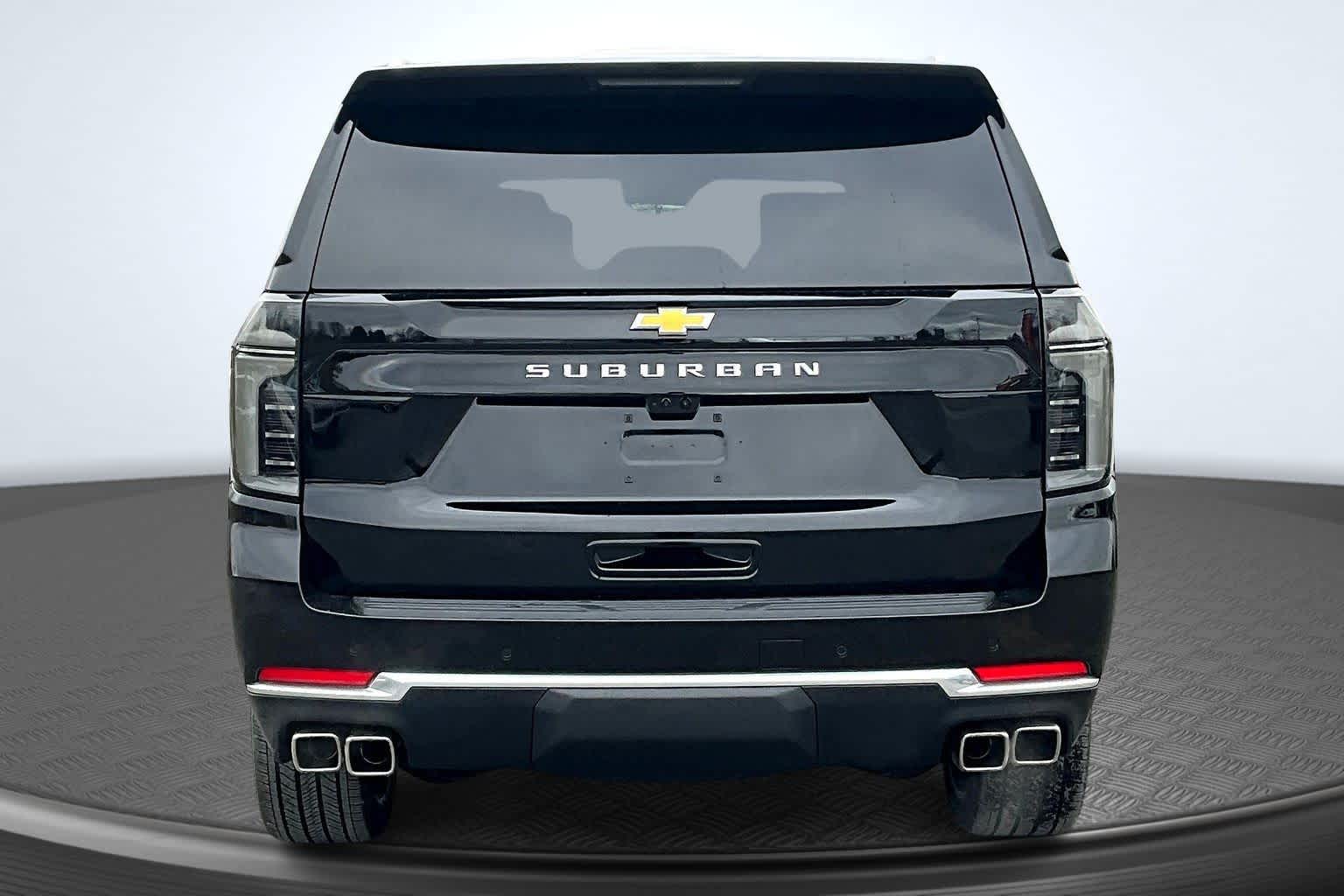 2026 Chevrolet Suburban High Country photo 3