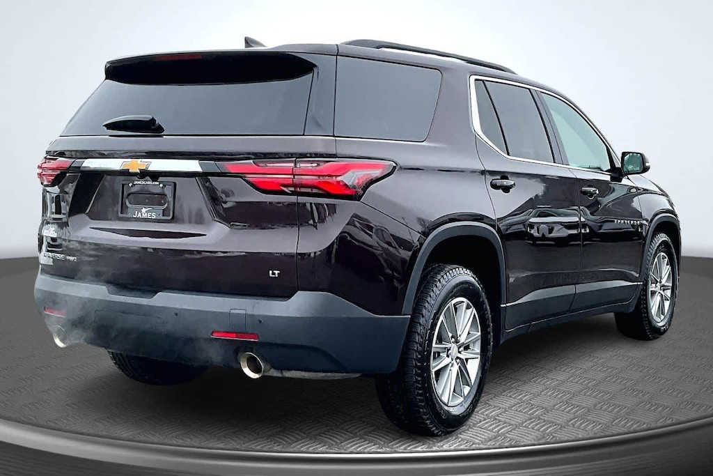 Used 2023 Chevrolet Traverse LT Leather SUV