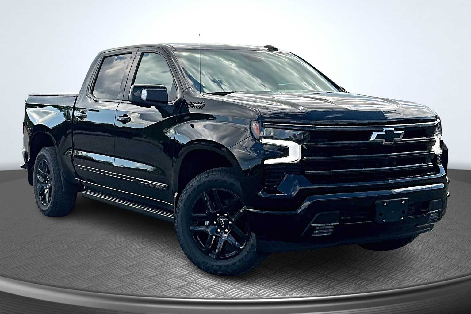 2026 Chevrolet Silverado 1500 High Country photo 2