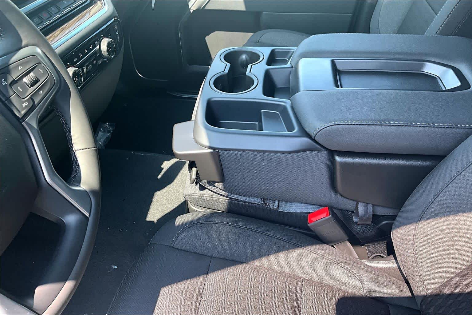 2026 Chevrolet Silverado 1500 LT - Photo 8